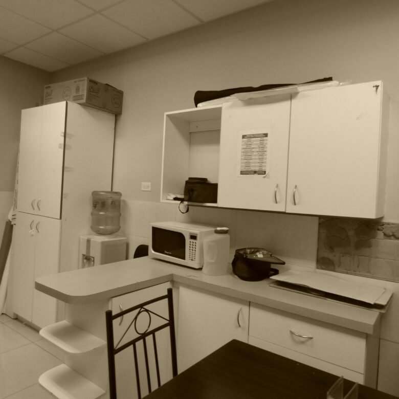 Casa Comercial: Los Angeles, Betania – Para Oficina, Escuela, Asistencial, Filantrópico