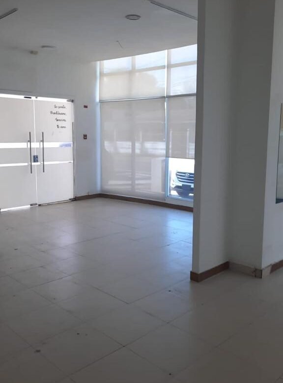 San Francisco: Local Comercial Alquilado – Planta Baja en Torre Residencial