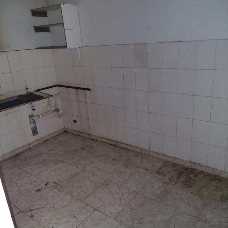 Parque Lefevre – Local Comercial: Planta Baja de Torre Residencial, 3 Parking
