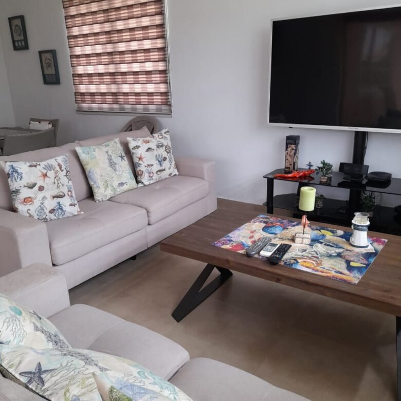 Casa en Playa Coronado: con Seguridad 24hrs, Amoblada, en Esquina, 3 Recs