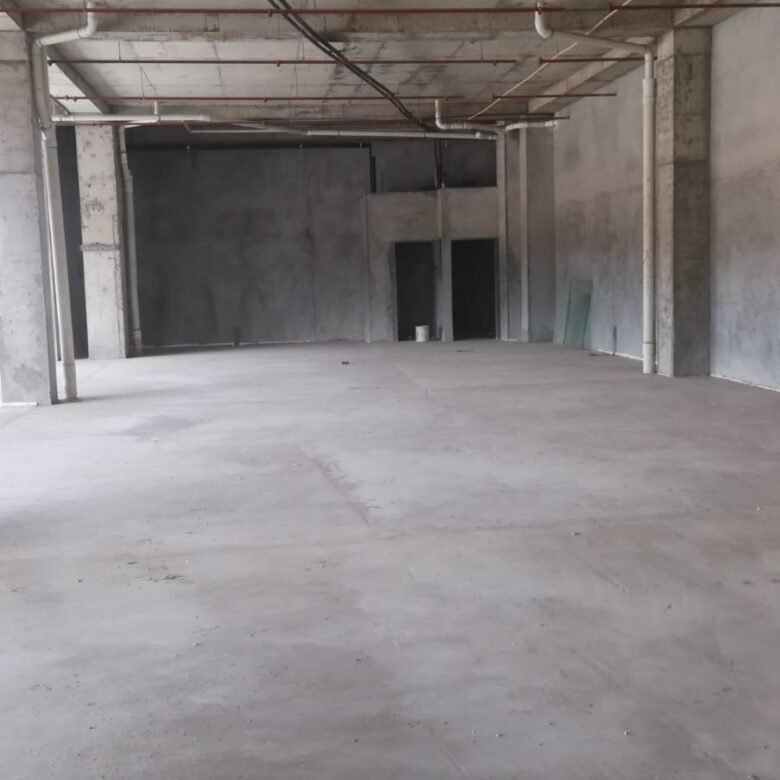 Obtenga Resultados – Brisas del Golf – Signature Plaza: Local Comercial Piso 2