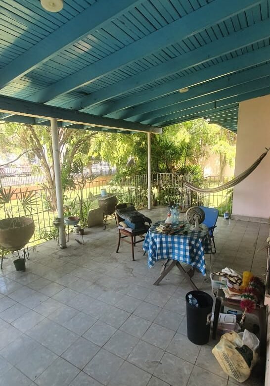 Para Usted! Su Casa o Terreno en Altos del Golf: R2a 2500 m² + Casa de 400 m²