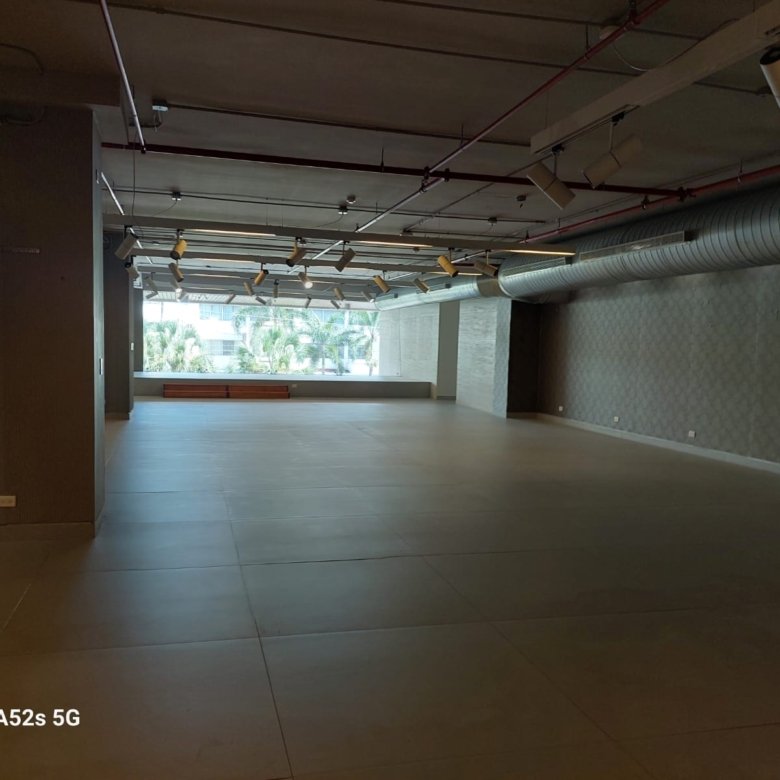 Area Bancaria, Obarrio: Local Comercial de Lujo Alquilado, Planta Baja