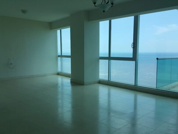 Ocean One – Costa del Este: 287 m², 3 Habitaciones, 3.5 Baños, Vista Frontal Mar