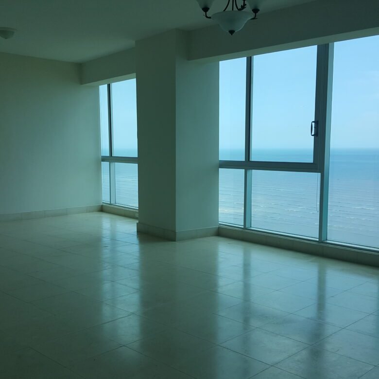 Ocean One – Costa del Este: 287 m², 3 Habitaciones, 3.5 Baños, Vista Frontal Mar