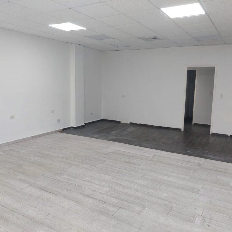 Paitilla: Local Comercial de Piso 1, 225 m², en Plaza Comercial con Parkings