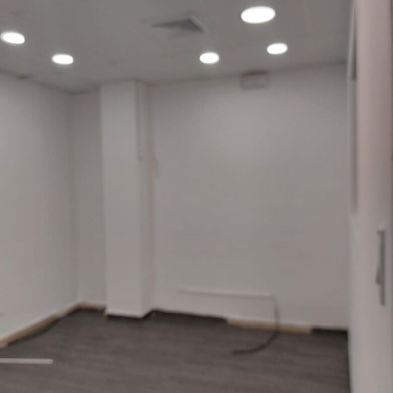 Paitilla: Local Comercial de Piso 1, 225 m², en Plaza Comercial con Parkings