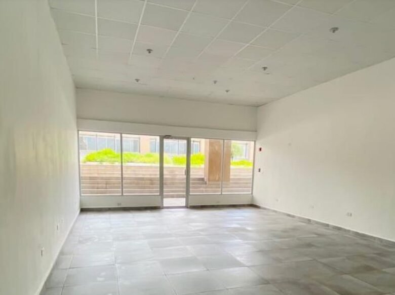 Chorrera – Ideal Para Escuela o Plaza Comercial: Nuevo, + 30 Locales Comerciales