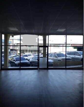 Local Comercial de Planta Baja: Via Fernadez de Cordoba, Vista Hermosa