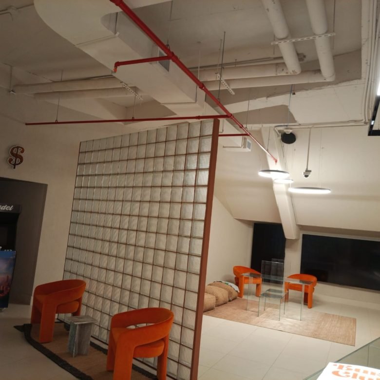 Local Comercial Punta Pacifica – Planta Baja: Terminado y Equipado para Restaurante