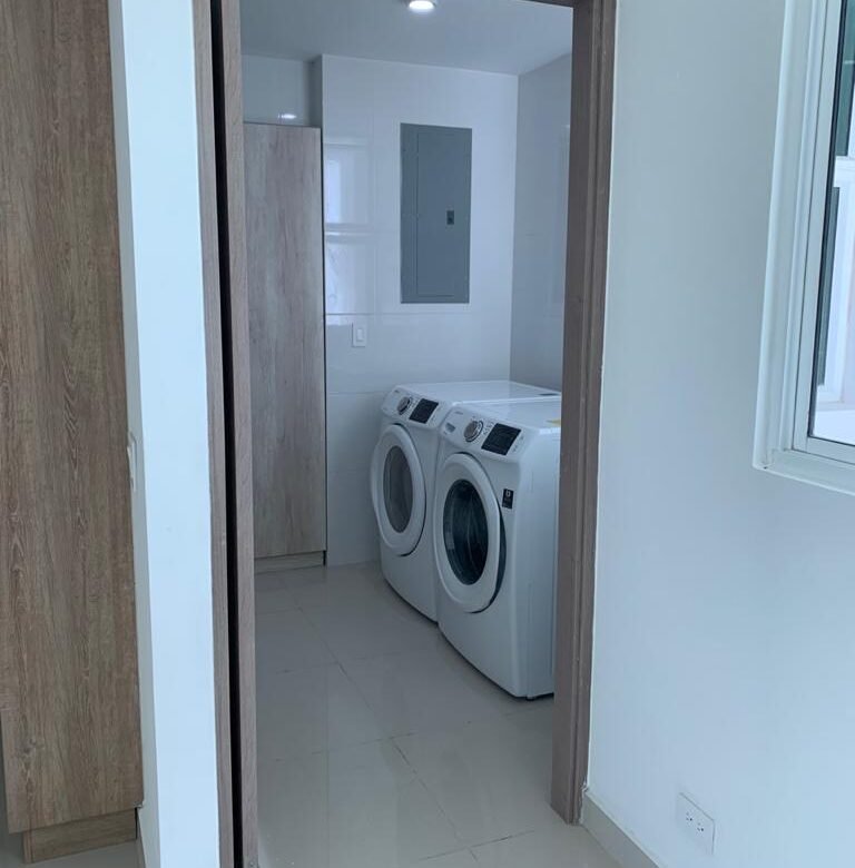 Elija Vivir Donde Usted Desea! en Lo Natural – Clayton – Albrook: Forest Gate, 151 m²