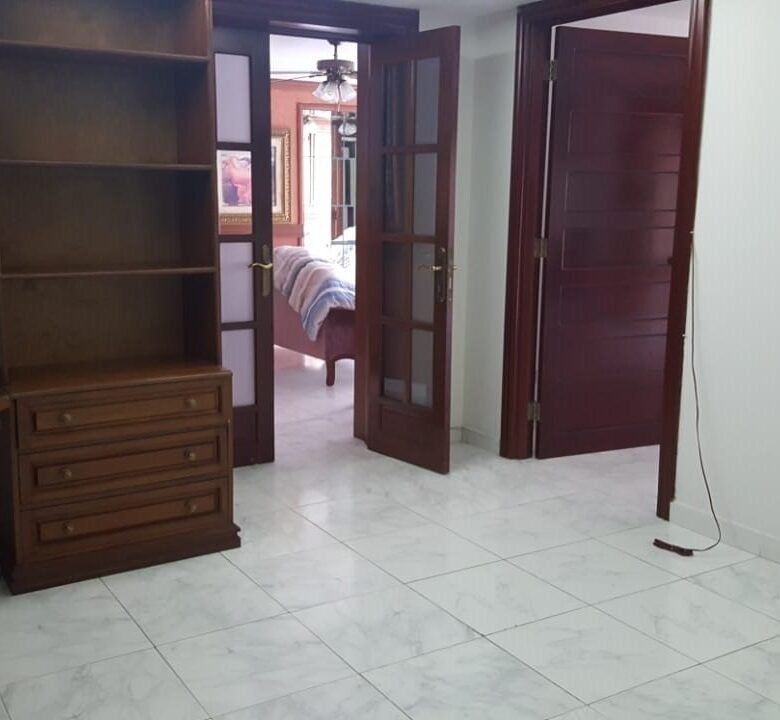 Marbella: Experimente Tener Vista Al Mar, 248 m², 3 Recs + Sala Familiar, 248 m²