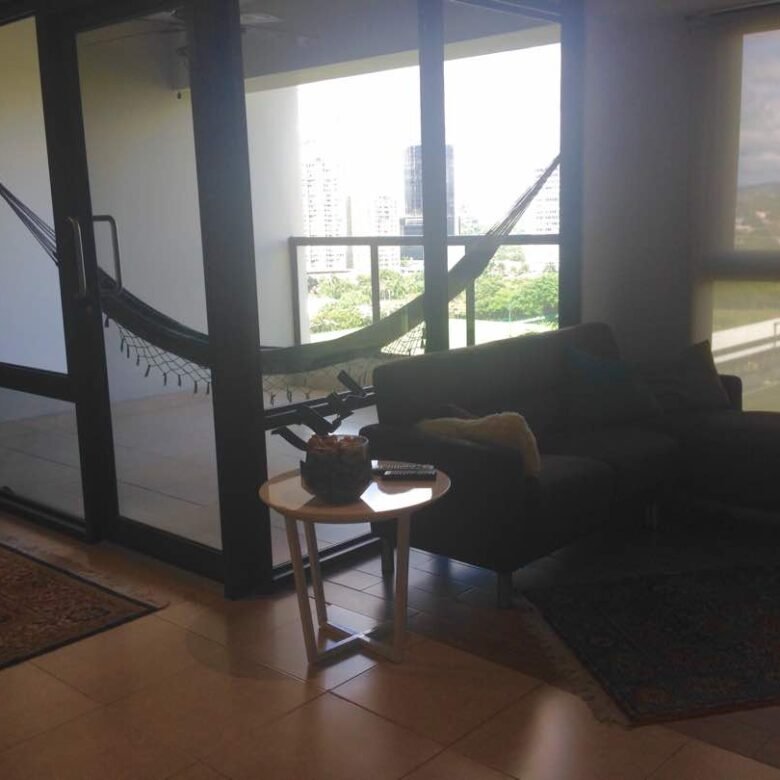 Costa del Este Al Frente Parque: 205 m², 3 Habitaciones con Baño, 2 Depositos