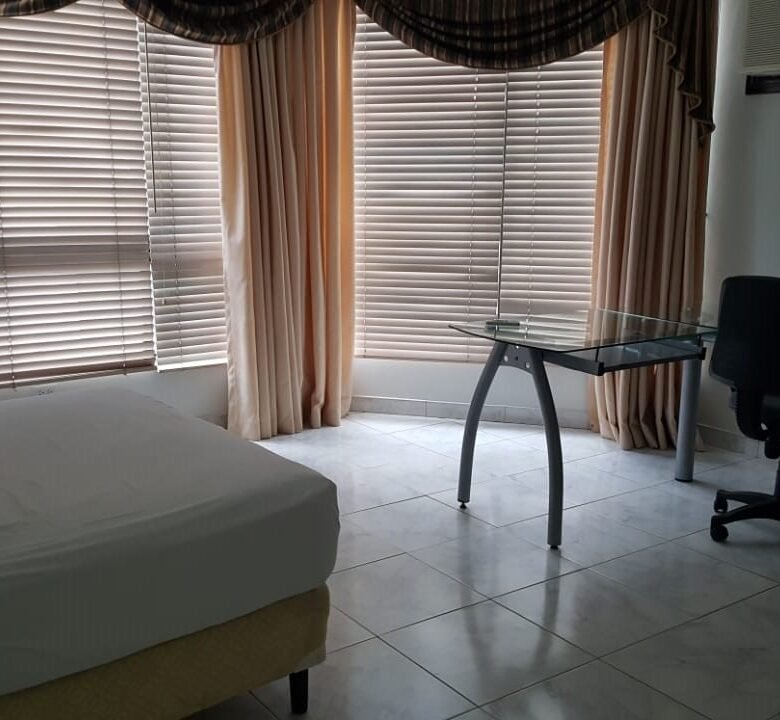 Marbella: Experimente Tener Vista Al Mar, 248 m², 3 Recs + Sala Familiar, 248 m²