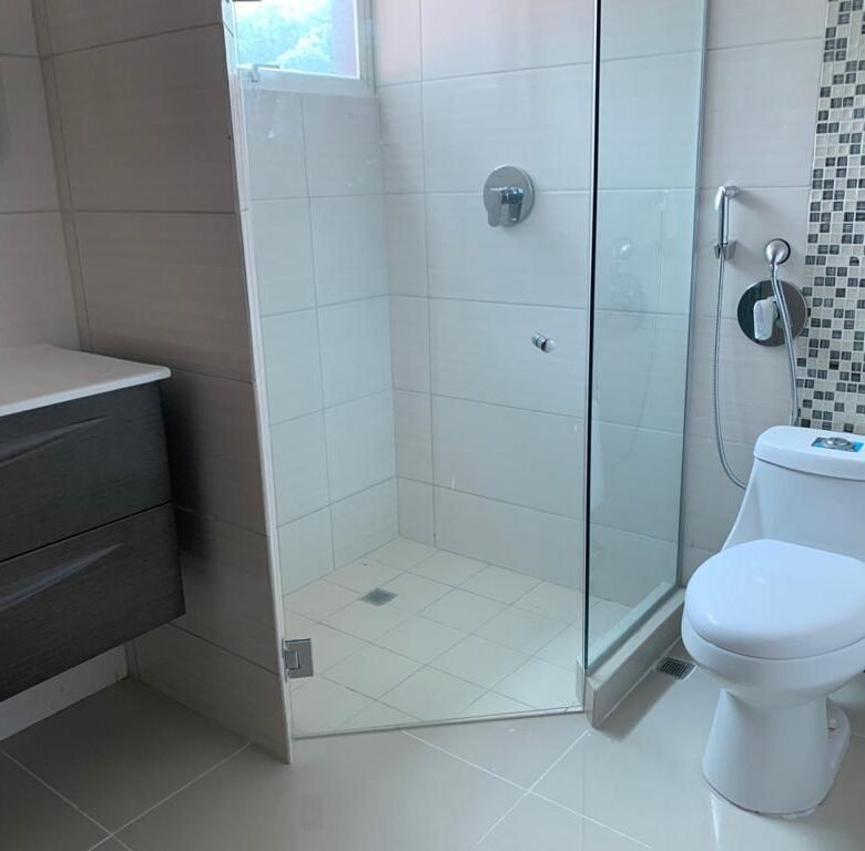 Elija Vivir Donde Usted Desea! en Lo Natural – Clayton – Albrook: Forest Gate, 151 m²