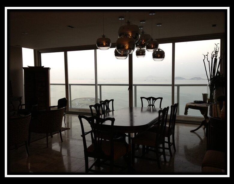 Punta Pacifica: Q – Tower de 4 Habitaciones + Sala Familiar, Remodelado
