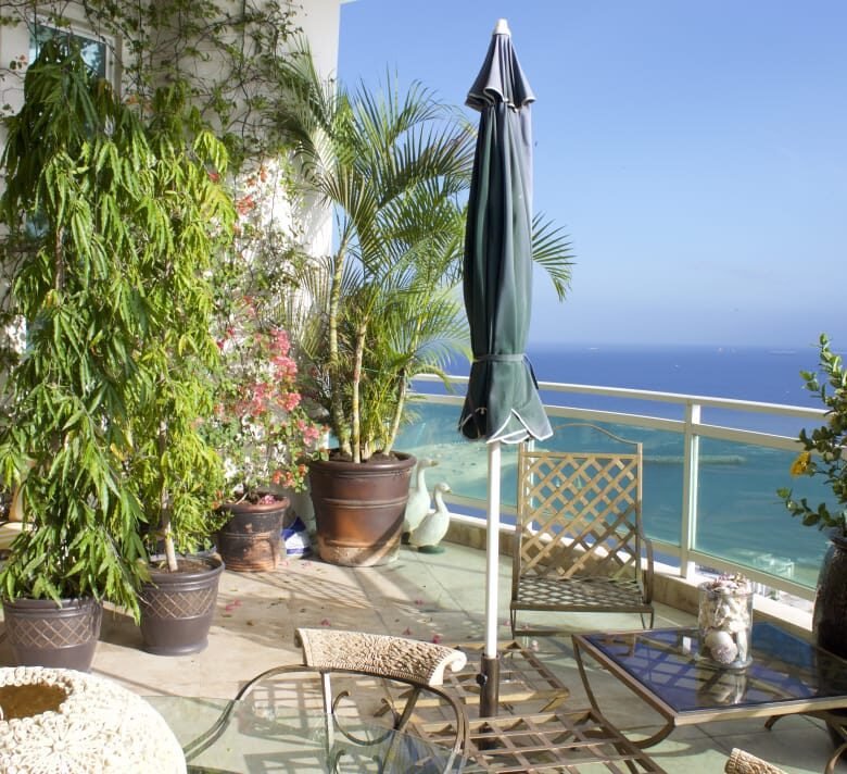 Bahia Pacifica – Punta Pacifica: 800 m², Amoblado, 4 Recs + Den, 4 Parking
