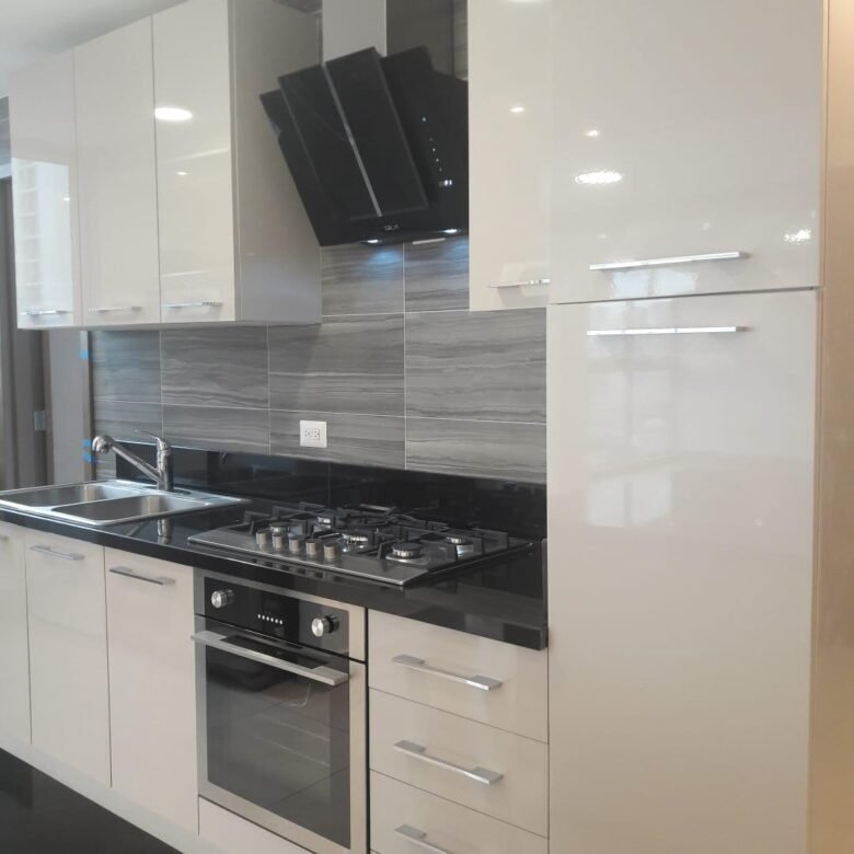 Obarrio: Apto de Doble Altura (4 Metros), Terraza de 22 m², 2 Recs + 2 Baños