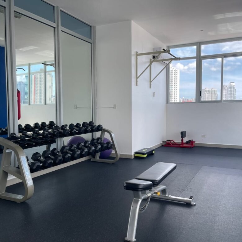 El Carmen: Rainbow, Nuevo Apto de 85 m², 2 Recs + Den, 2 Parking