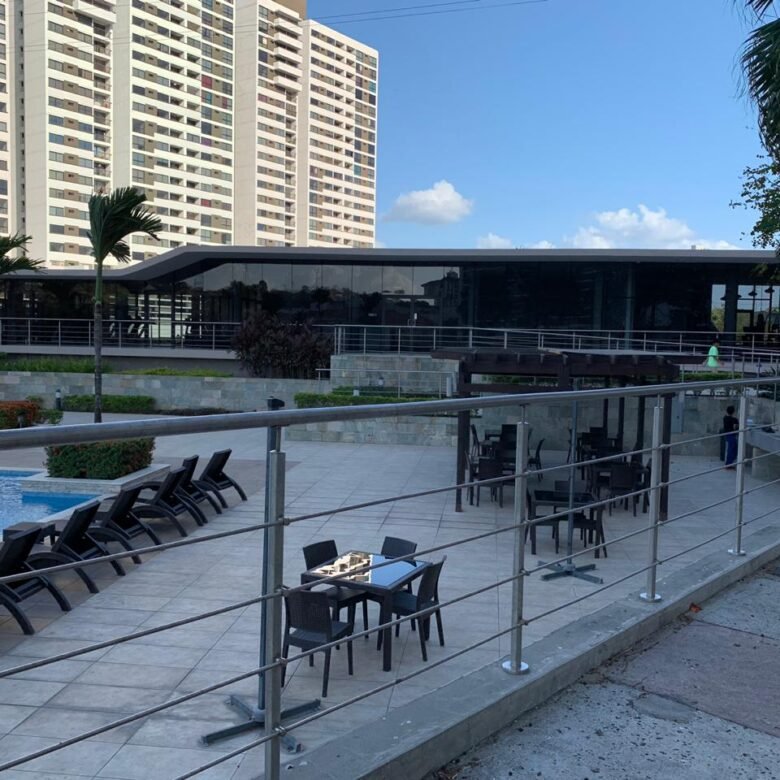 Condado del Rey – Altos del Country: Apto de 3 Habitaciones + Cuarto de Servicio