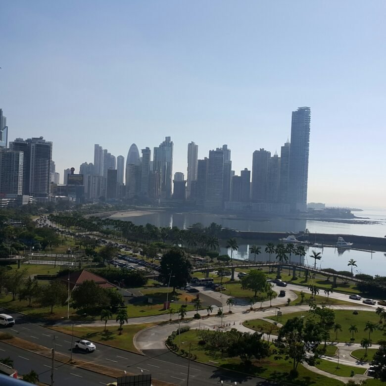 Bella Vista – Marina Terrace: 3 Habitaciones, 2 Baños, 2 Parking, 144 m²