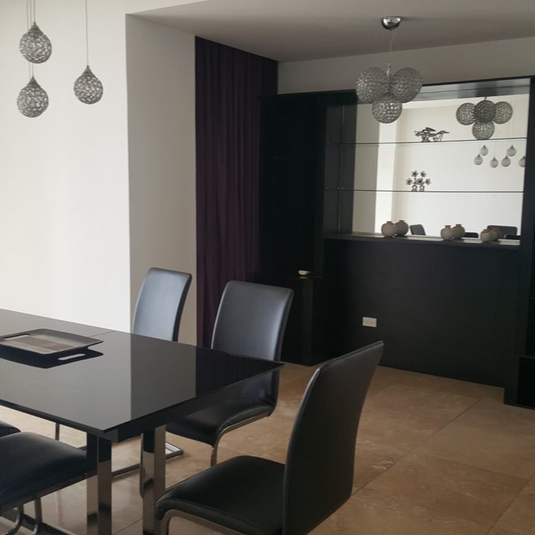 Punta Pacifica Q – Tower: Amoblado, 308 m², 4 Recámaras, Sala Familiar, 3 Parking