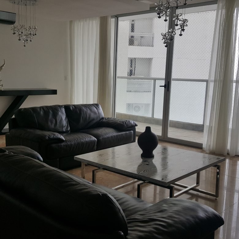Punta Pacifica Q – Tower: Amoblado, 308 m², 4 Recámaras, Sala Familiar, 3 Parking