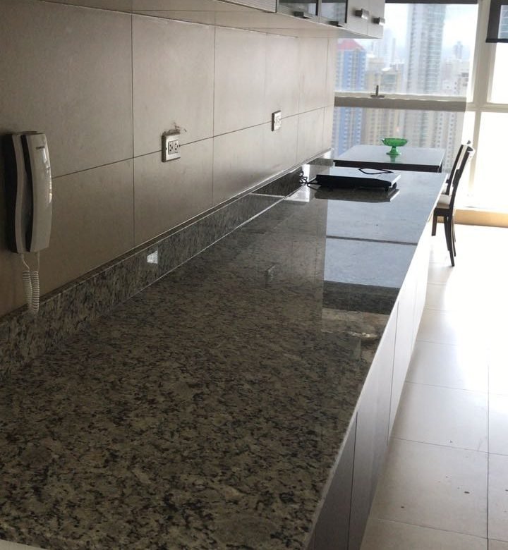 Punta Pacifica Q – Tower: Amoblado, 308 m², 4 Recámaras, Sala Familiar, 3 Parking