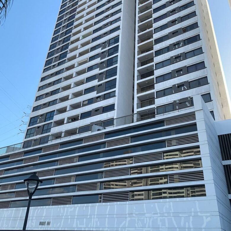 Condado del Rey – Altos del Country: Apto de 3 Habitaciones + Cuarto de Servicio