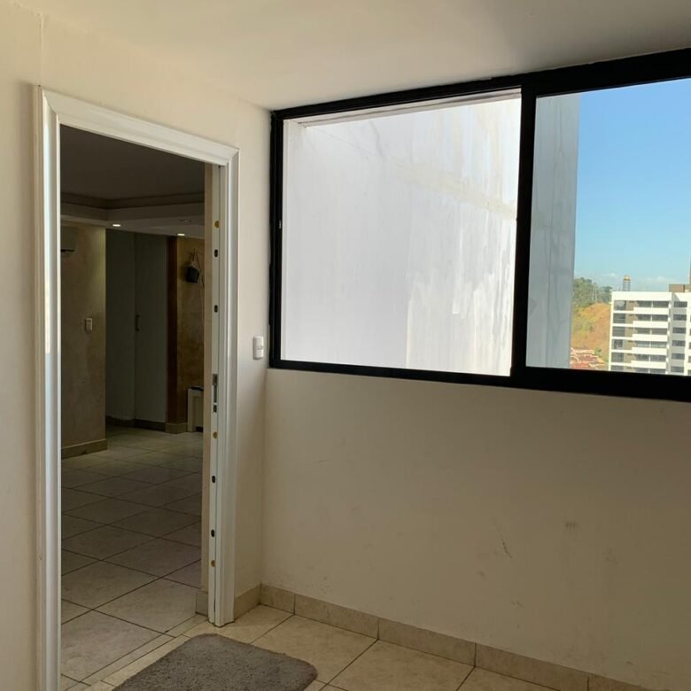Condado del Rey – Altos del Country: Apto de 3 Habitaciones + Cuarto de Servicio