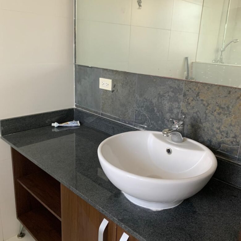 Punta Pacifica Q – Tower: Amoblado, 308 m², 4 Recámaras, Sala Familiar, 3 Parking