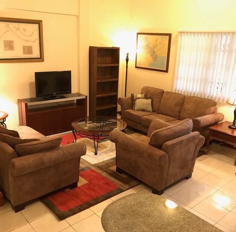 Albrook: Cómodo, en Pacífica Naturaleza, Apartamento Amoblado, 3 Recámaras, 2 Niveles
