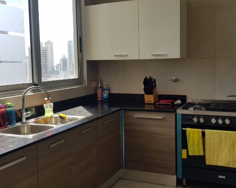 El Cangrejo: Luxor 300, Piso Alto, Semi – Amoblado, 169 m², 3 Recámaras + Cuarto y baño de empleada, Lb