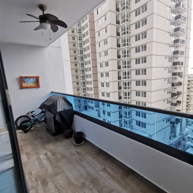 Paitilla: Amoblado, Amplio y Cómodo Apto de 177 m², 3 Recámaras