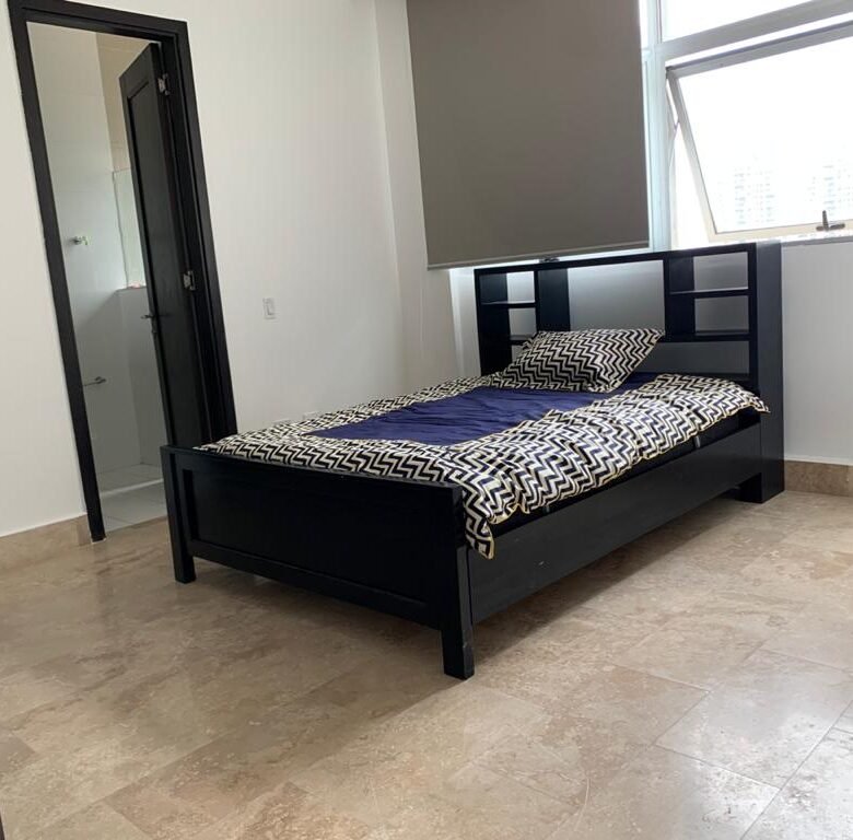 Punta Pacifica Q – Tower: Amoblado, 308 m², 4 Recámaras, Sala Familiar, 3 Parking