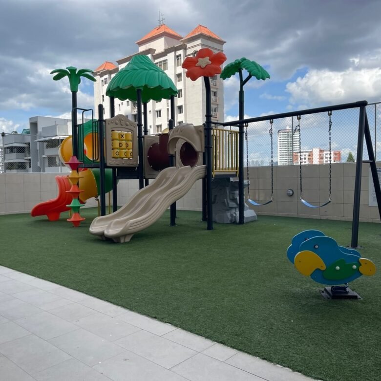 El Carmen: Rainbow, Nuevo Apto de 85 m², 2 Recs + Den, 2 Parking