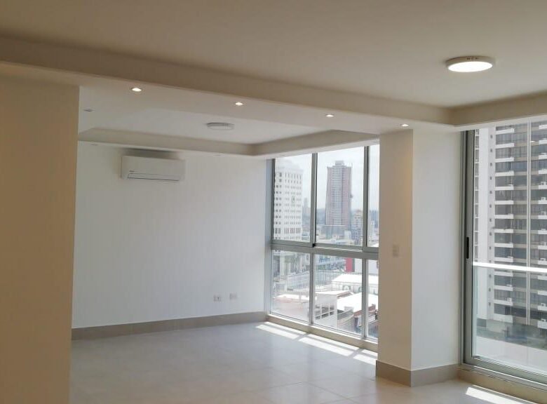 Obarrio: Apto de Doble Altura (4 Metros), Terraza de 22 m², 2 Recs + 2 Baños