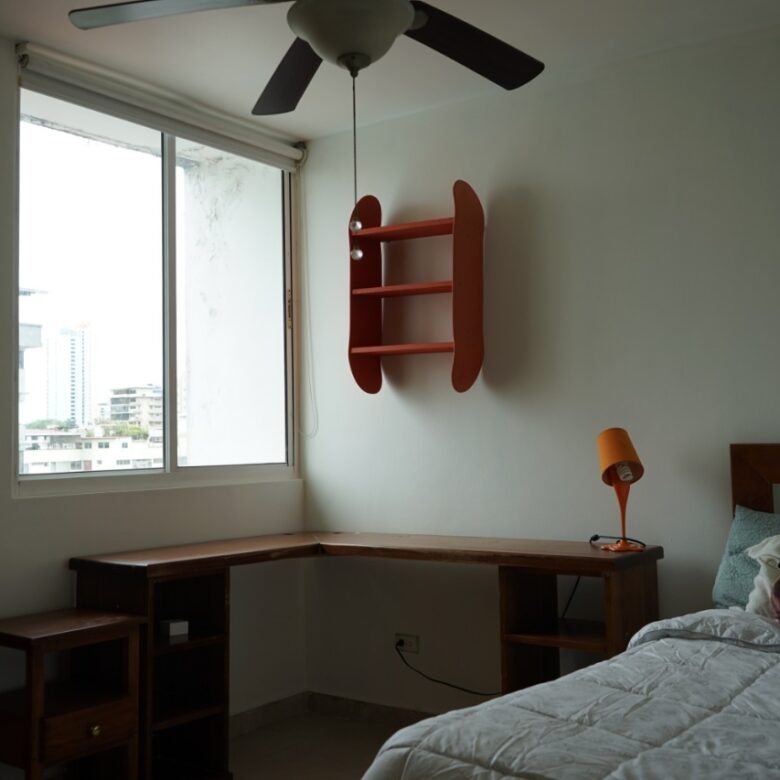 El Cangrejo: Linea Blanca, Apto de 3 Habitaciones + Cuarto de Servicio