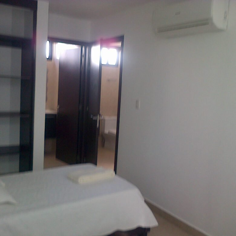 Villa de Playa en Bijao, Playa Santa Clara: Apto Pequeño o Villa Hotelera