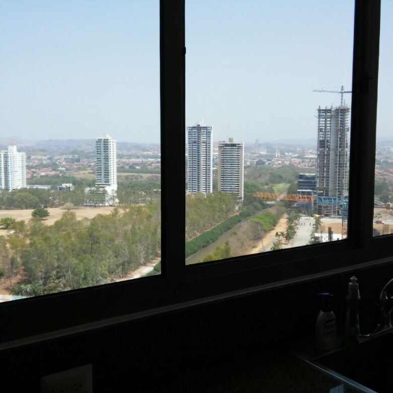 Costa del Este – Frente Al Mar: Hermoso Apartamento en Paramount
