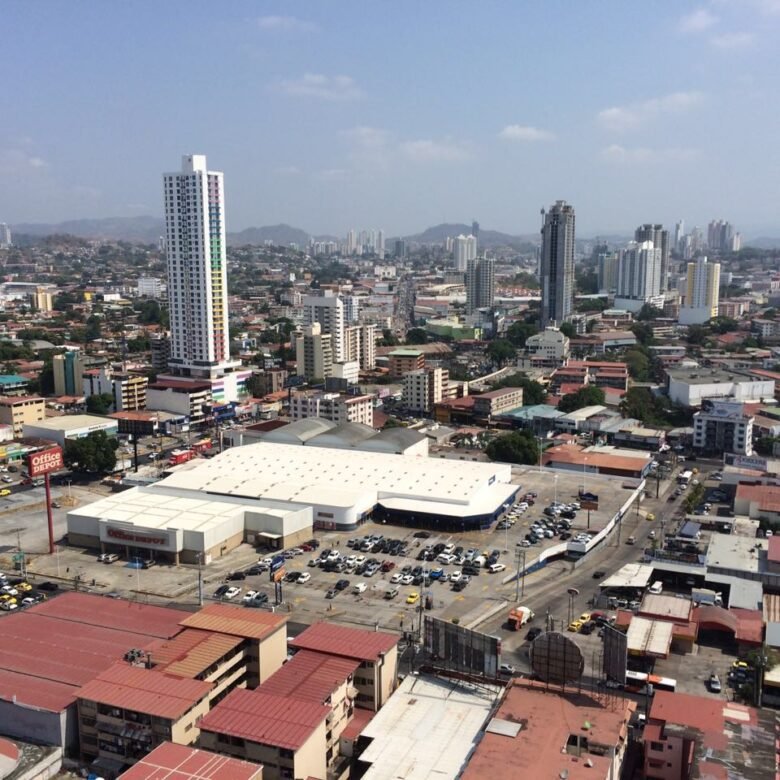 Obarrio: 234 m², Jr Pent House, 3 Habitaciones + Estudio, Linea Blanca