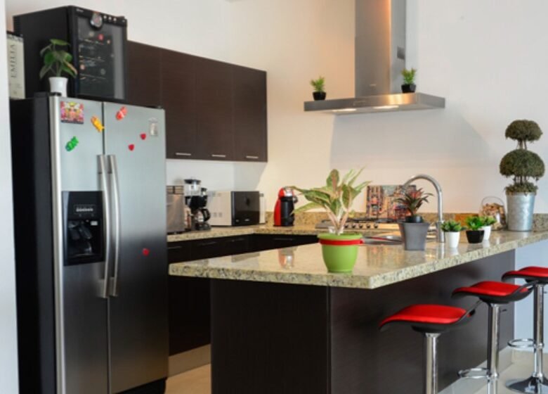 Se Vende Apartamento de 2 Habitaciones + Cuarto de Servicio
