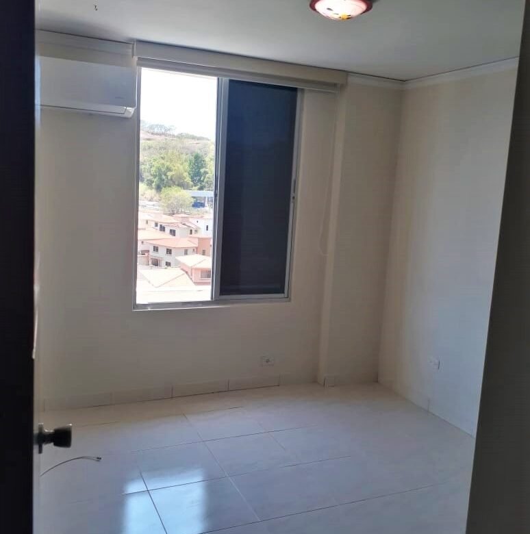 Altos de Panama: Mc Gregor Point, Apartamento de 3 Recs con Linea Blanca