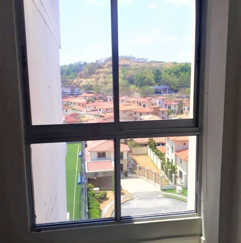 Altos de Panama: Mc Gregor Point, Apartamento de 3 Recs con Linea Blanca