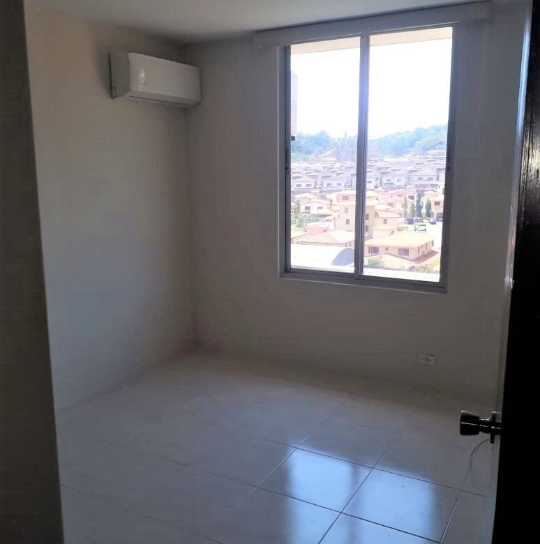 Altos de Panama: Mc Gregor Point, Apartamento de 3 Recs con Linea Blanca