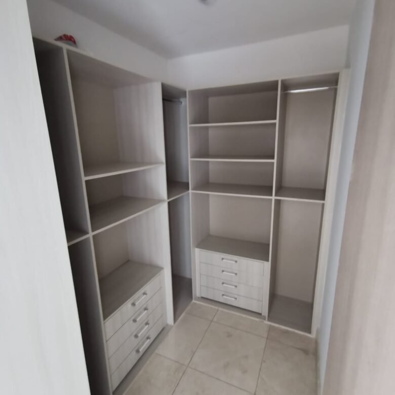 Paitilla: Amoblado, Amplio y Cómodo Apto de 177 m², 3 Recámaras