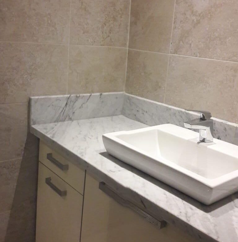 Obarrio: Apto de Doble Altura (4 Metros), Terraza de 22 m², 2 Recs + 2 Baños