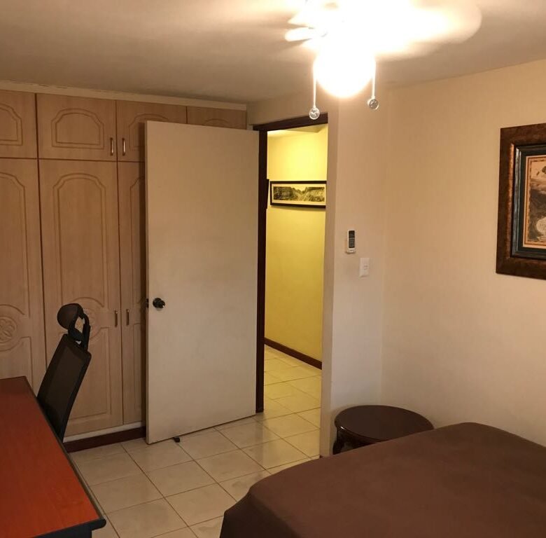 Albrook: Cómodo, en Pacífica Naturaleza, Apartamento Amoblado, 3 Recámaras, 2 Niveles