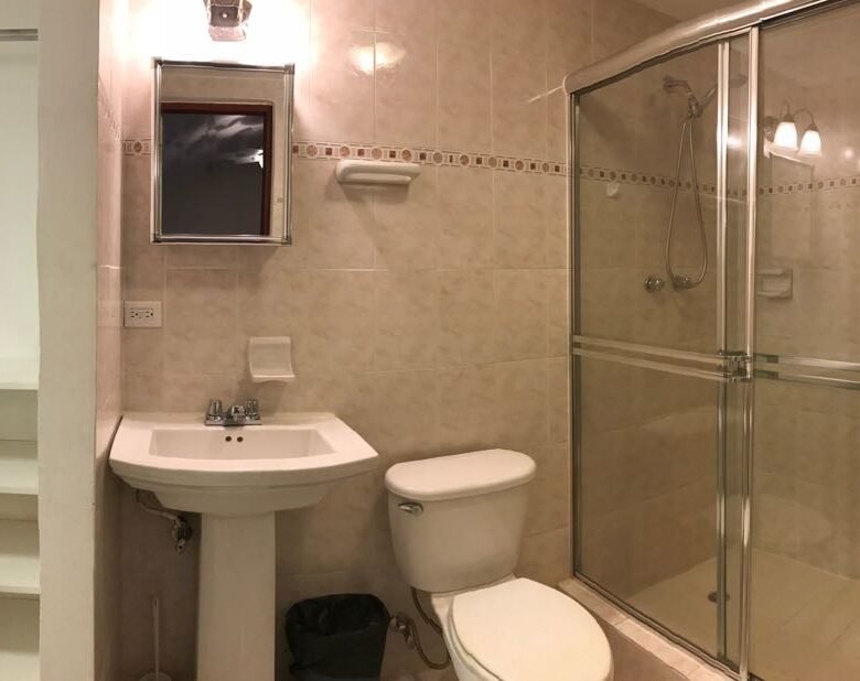 Albrook: Cómodo, en Pacífica Naturaleza, Apartamento Amoblado, 3 Recámaras, 2 Niveles
