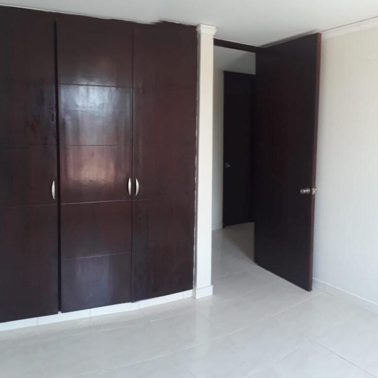 Altos de Panama: Mc Gregor Point, Apartamento de 3 Recs con Linea Blanca